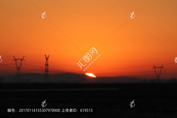 田野中的日出