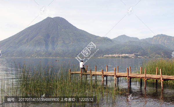 等待渡輪
