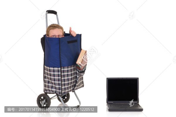 兒童；網(wǎng)上購(gòu)物