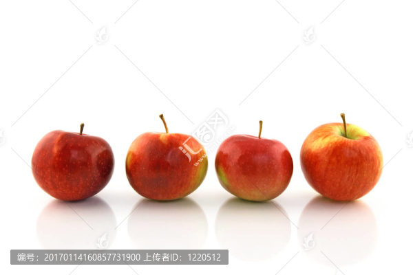 四個紅蘋果排成一排