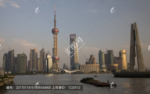 上海浦東駁船