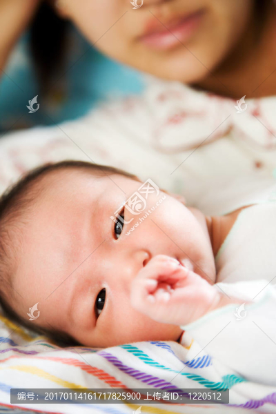 母親和嬰兒