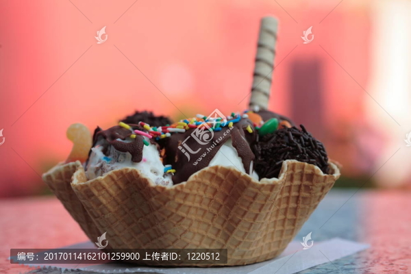 冰淇淋