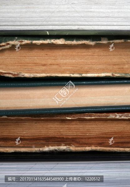 舊的和現(xiàn)代的書