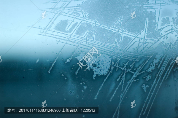 窗上的霜