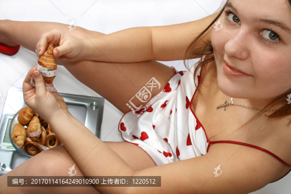飲食