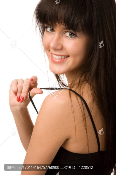 穿黑衣服的女人