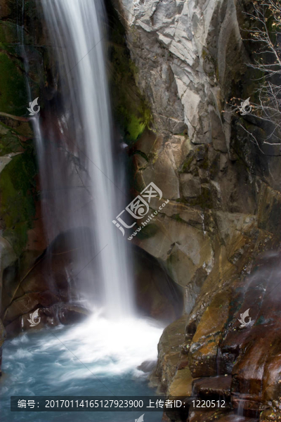 Christine,Falls,2