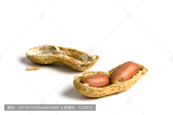 破碎的花生