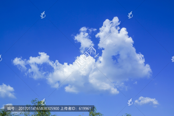 藍(lán)天白云天空背景