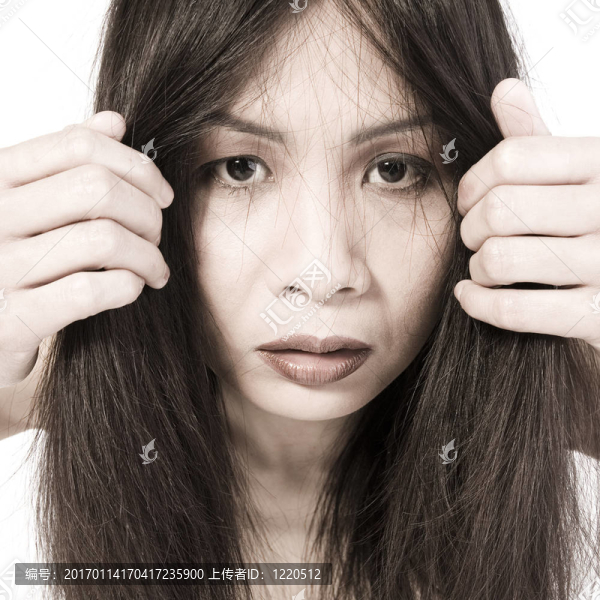 我的頭發(fā)是我的窗簾