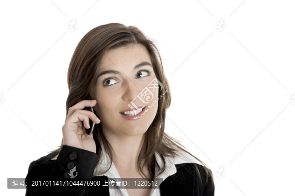 女商人在手機通話