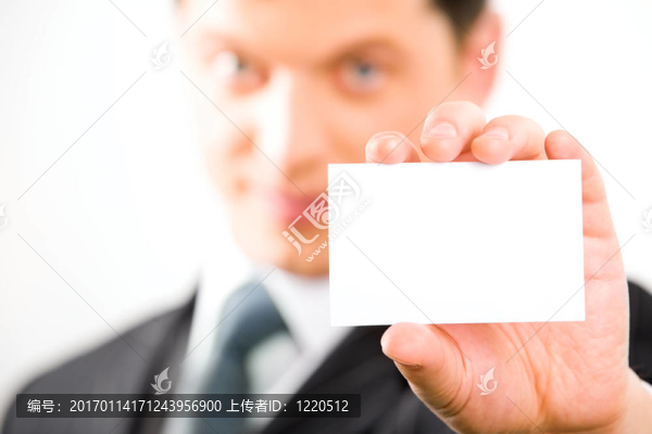 卡在手