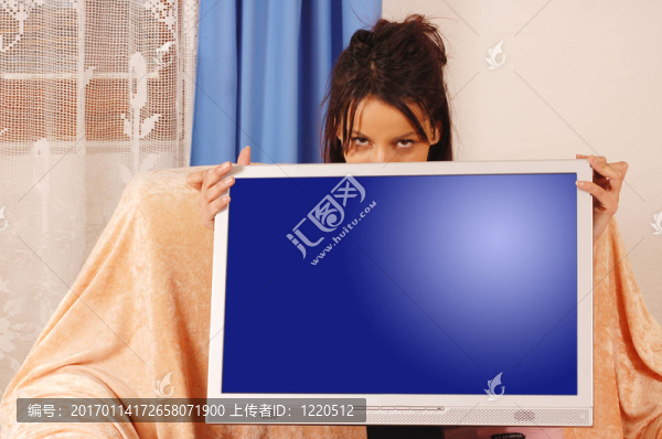 女人和監(jiān)控