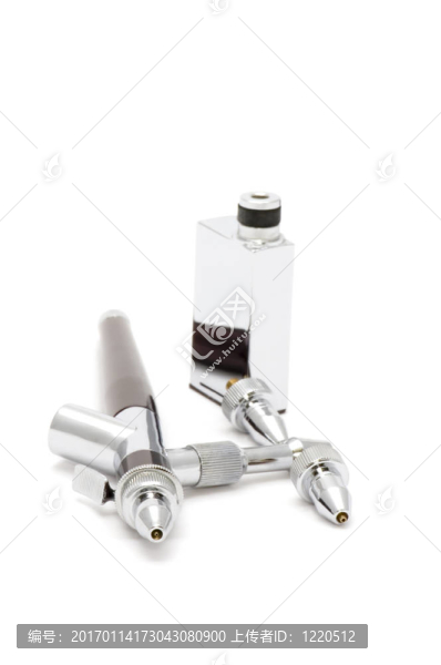白色繪圖工具盒