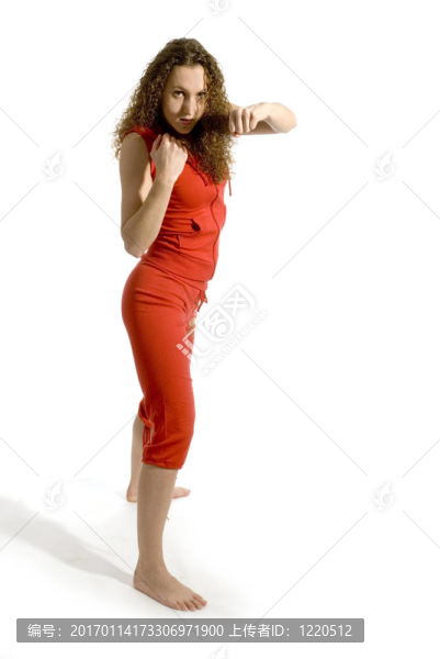穿紅衣服的女孩