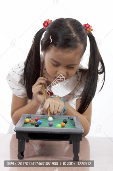 女孩玩