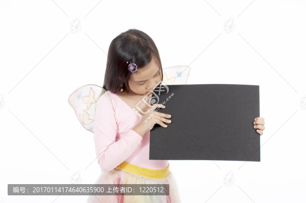 舉的標(biāo)語牌