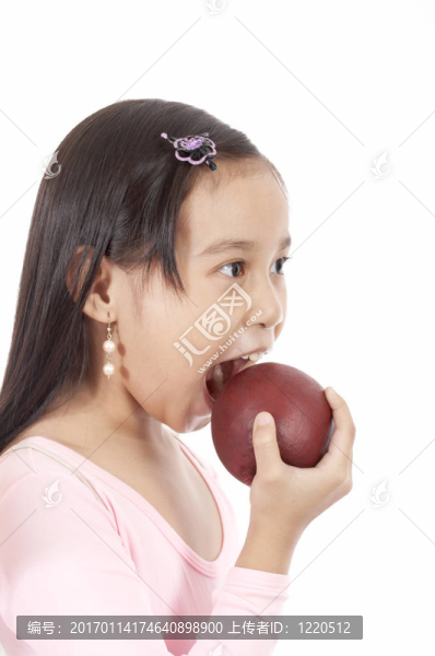 咬一個蘋果