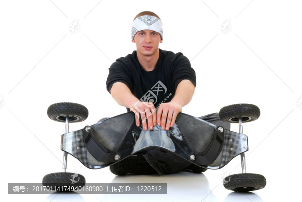男孩和他的滑板