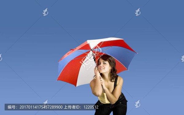 傘的女人