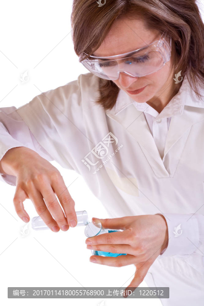 女研究員與瓶