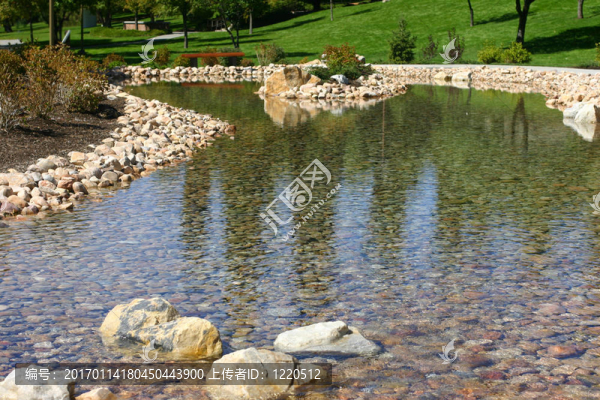 流在公園