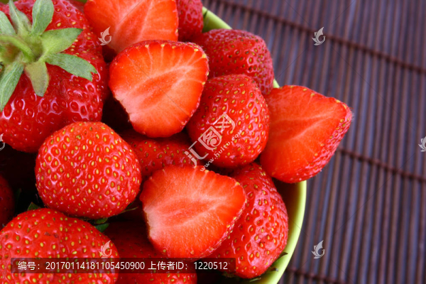 草莓
