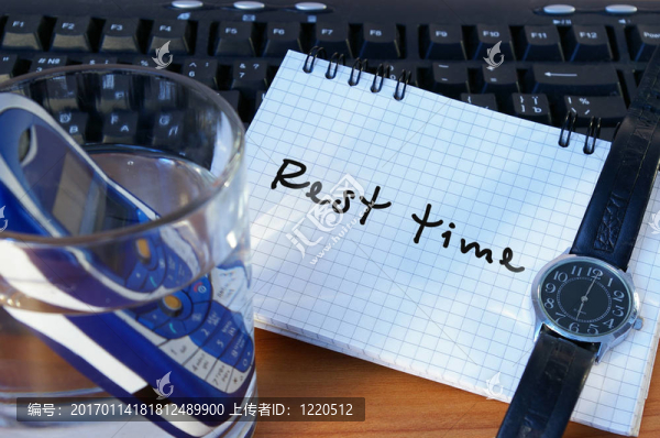 移動電話；筆記本看