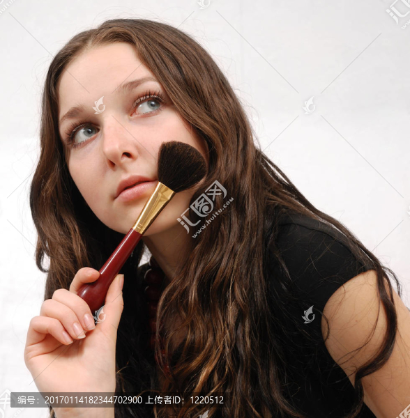 手部有粉的模型