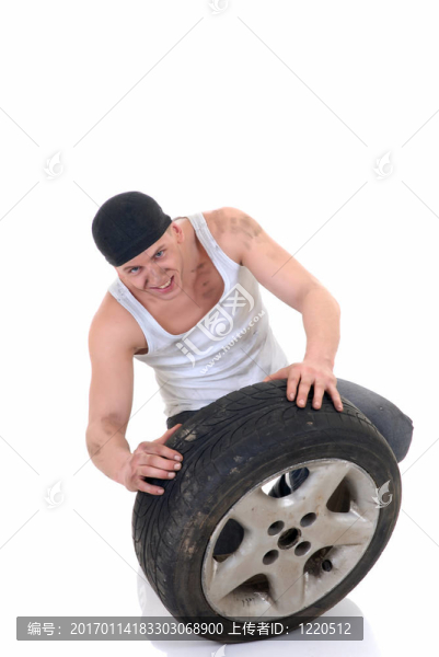 隨著車輪的汽車修理工