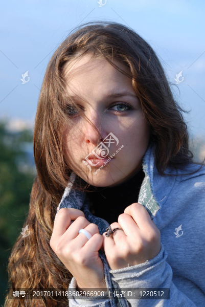 年輕的女孩