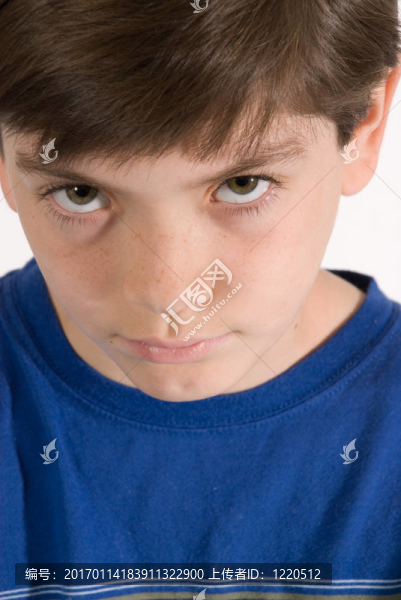 男孩
