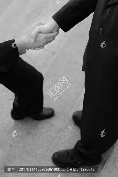 商人加緊