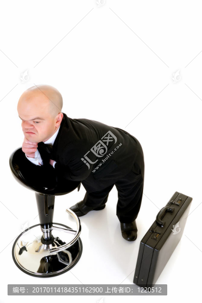 陷入困境的小商人