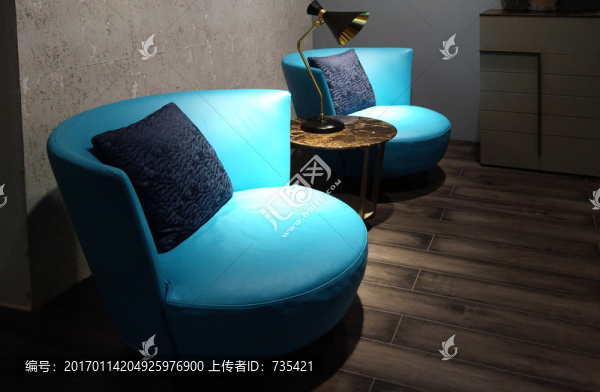 沙發(fā)