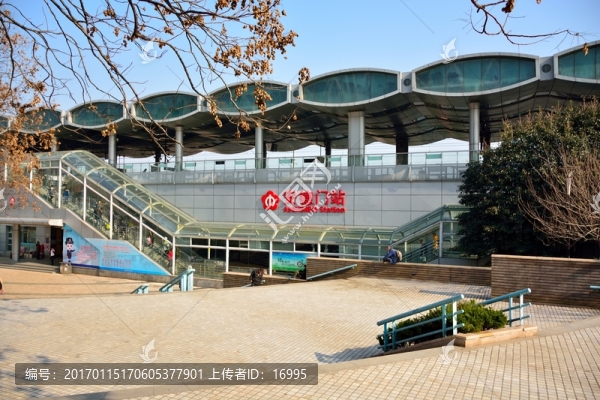 安德門地鐵站