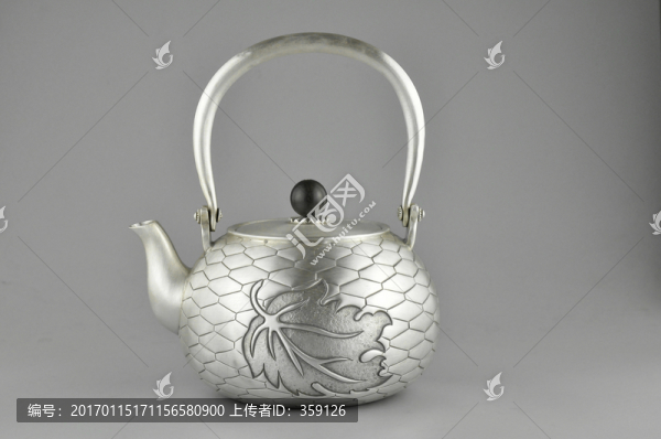 銀茶壺