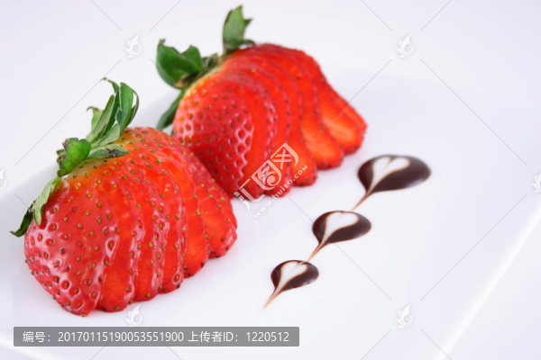 草莓甜點