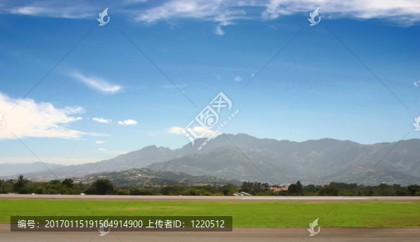 機場在山