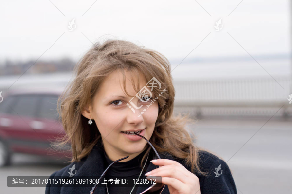 美麗女孩的肖像戶外2