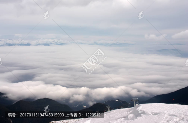 云滑雪