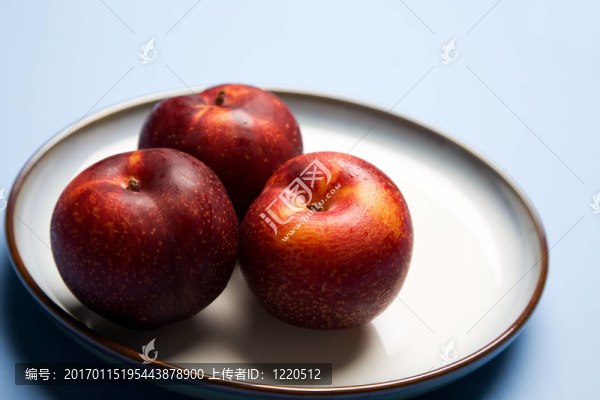 紅梅