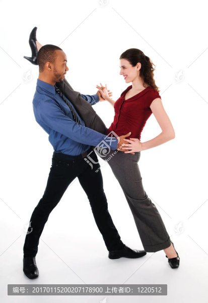 跳舞的夫婦