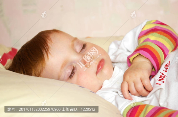 美麗的女孩睡覺