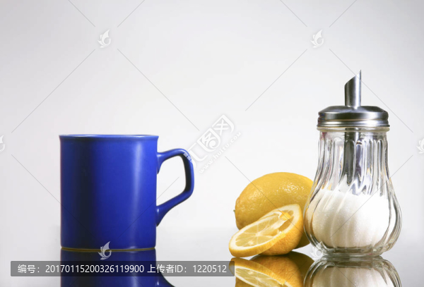 白色
