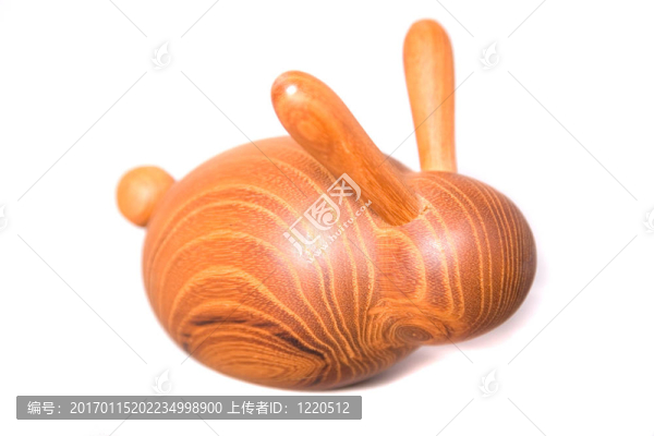 木制的小兔子