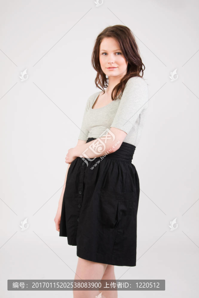 年輕漂亮的女人