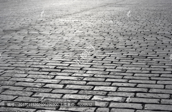 Cobblestone。