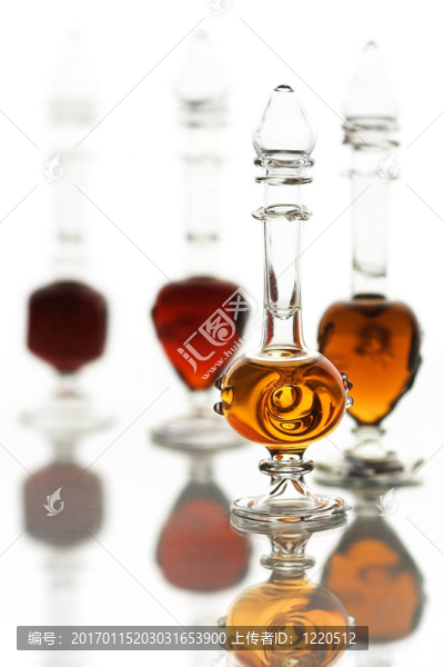 瓶香水油